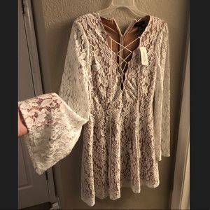Forever 21 White Lace Boho Bell Sleeve Dress (NWT)